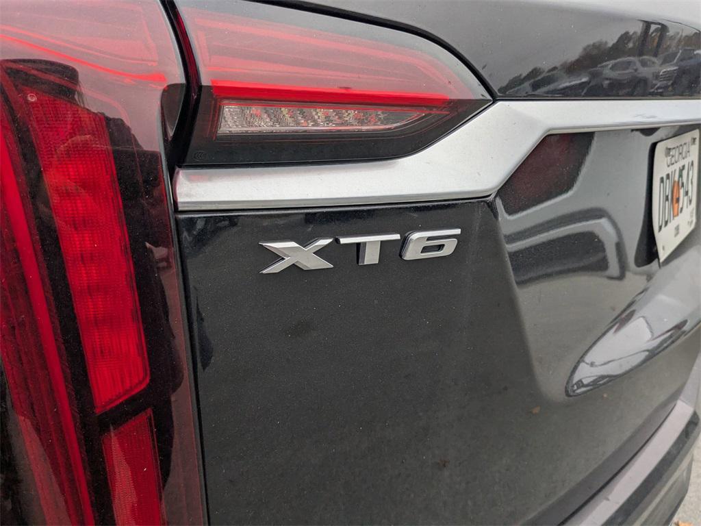 used 2025 Cadillac XT6 car, priced at $43,895