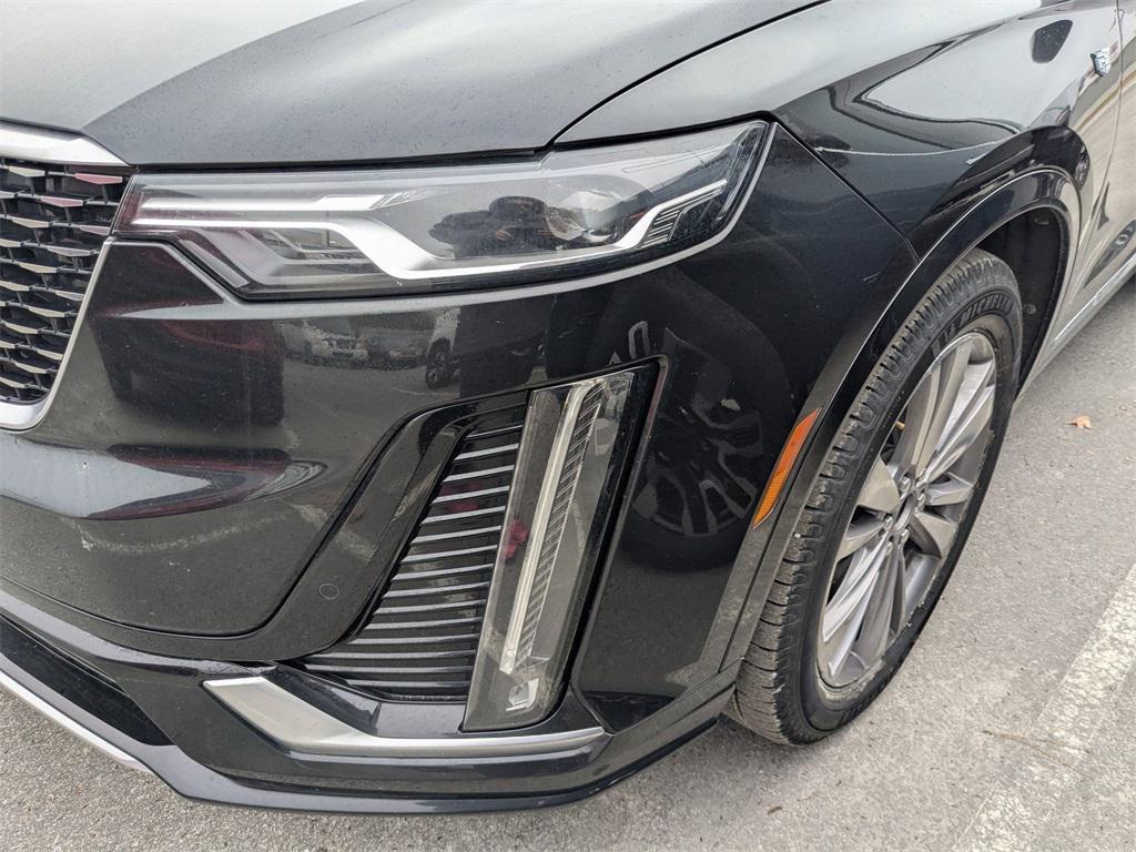 used 2025 Cadillac XT6 car, priced at $43,895