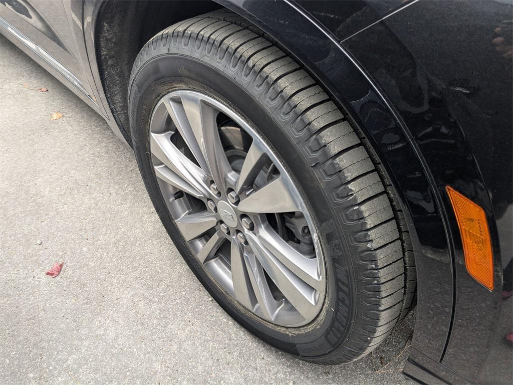 used 2025 Cadillac XT6 car, priced at $43,895