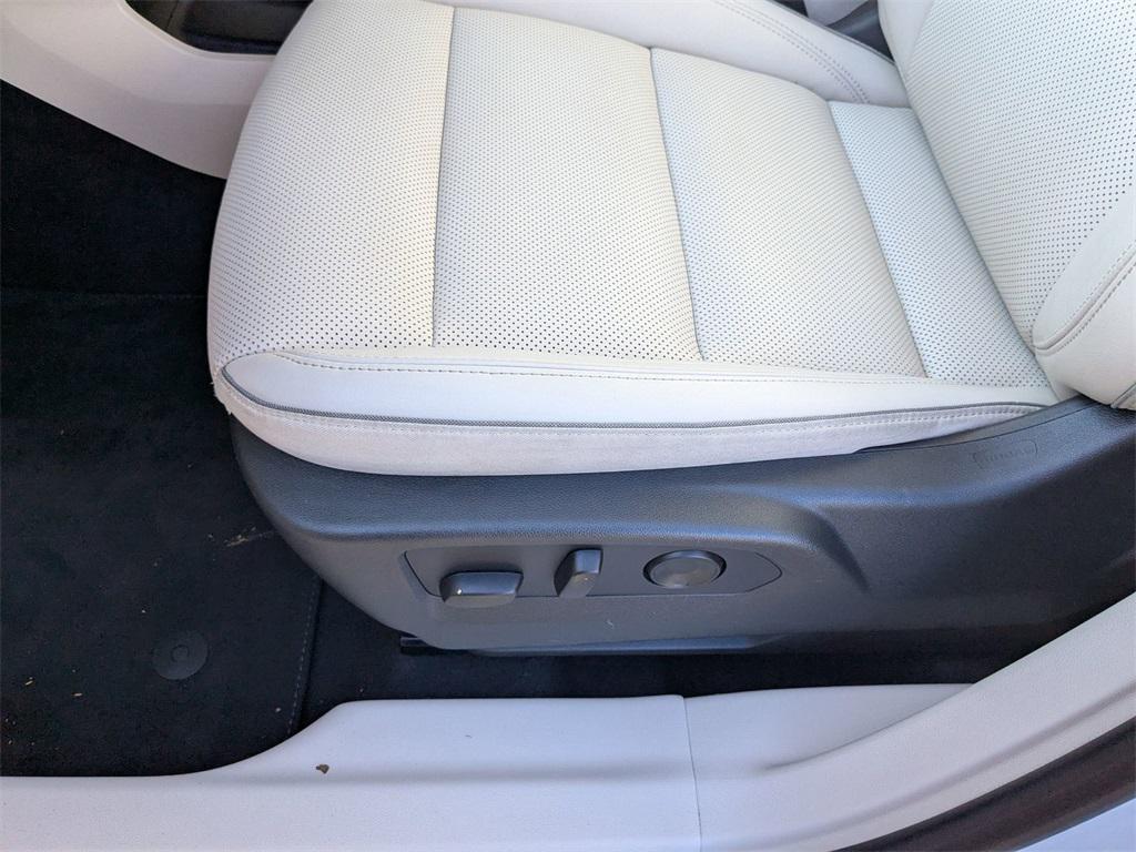 used 2021 Buick Envision car, priced at $25,998
