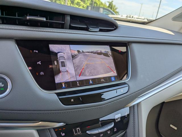 new 2025 Cadillac XT5 car, priced at $54,565