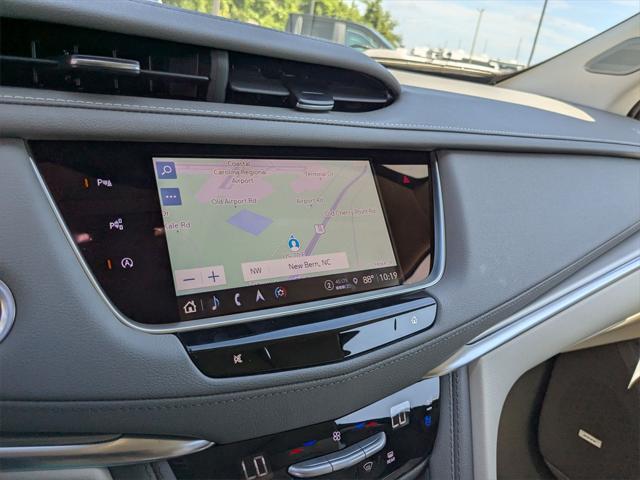 new 2025 Cadillac XT5 car, priced at $54,565