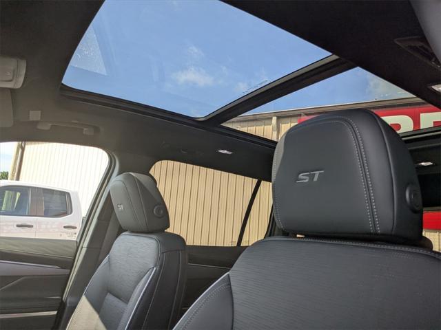 new 2025 Buick Enclave car, priced at $48,330
