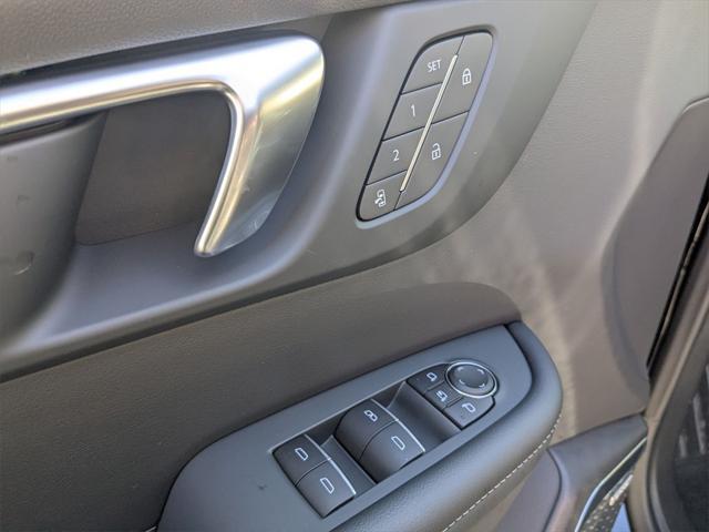 new 2025 Buick Enclave car, priced at $48,330