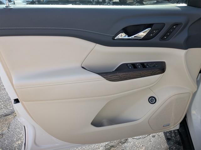 used 2022 GMC Acadia car, priced at $33,995