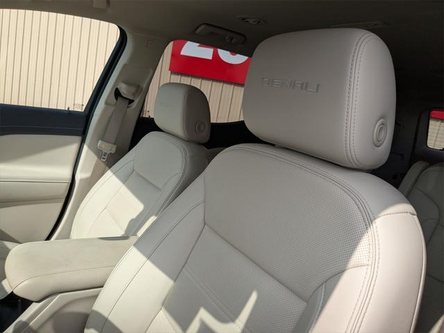 used 2022 GMC Acadia car, priced at $33,995