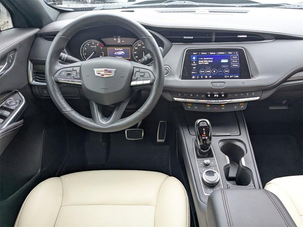 used 2021 Cadillac XT4 car, priced at $30,795