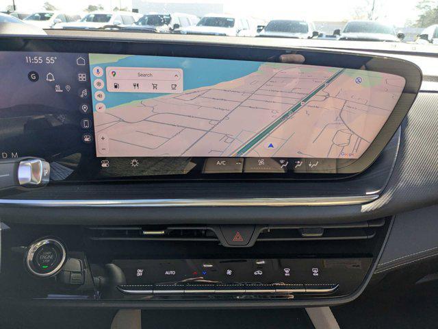 new 2025 Buick Envision car, priced at $35,395