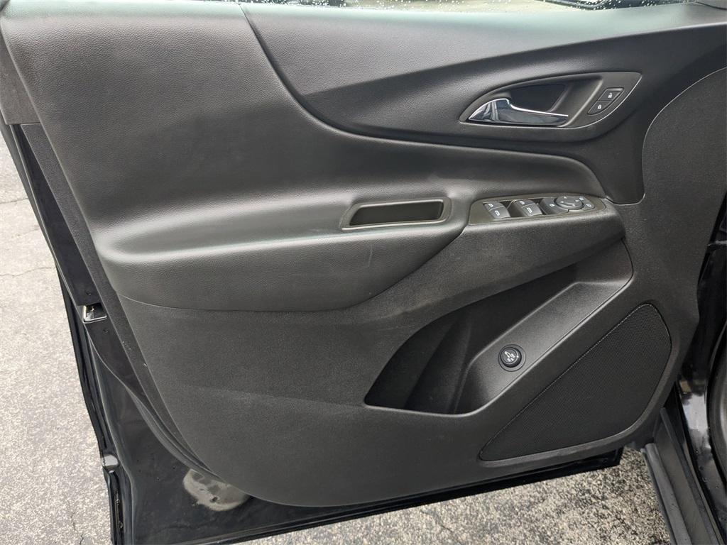 used 2023 Chevrolet Equinox car, priced at $19,998