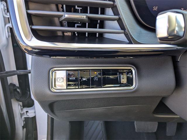 new 2025 Buick Envision car, priced at $33,895