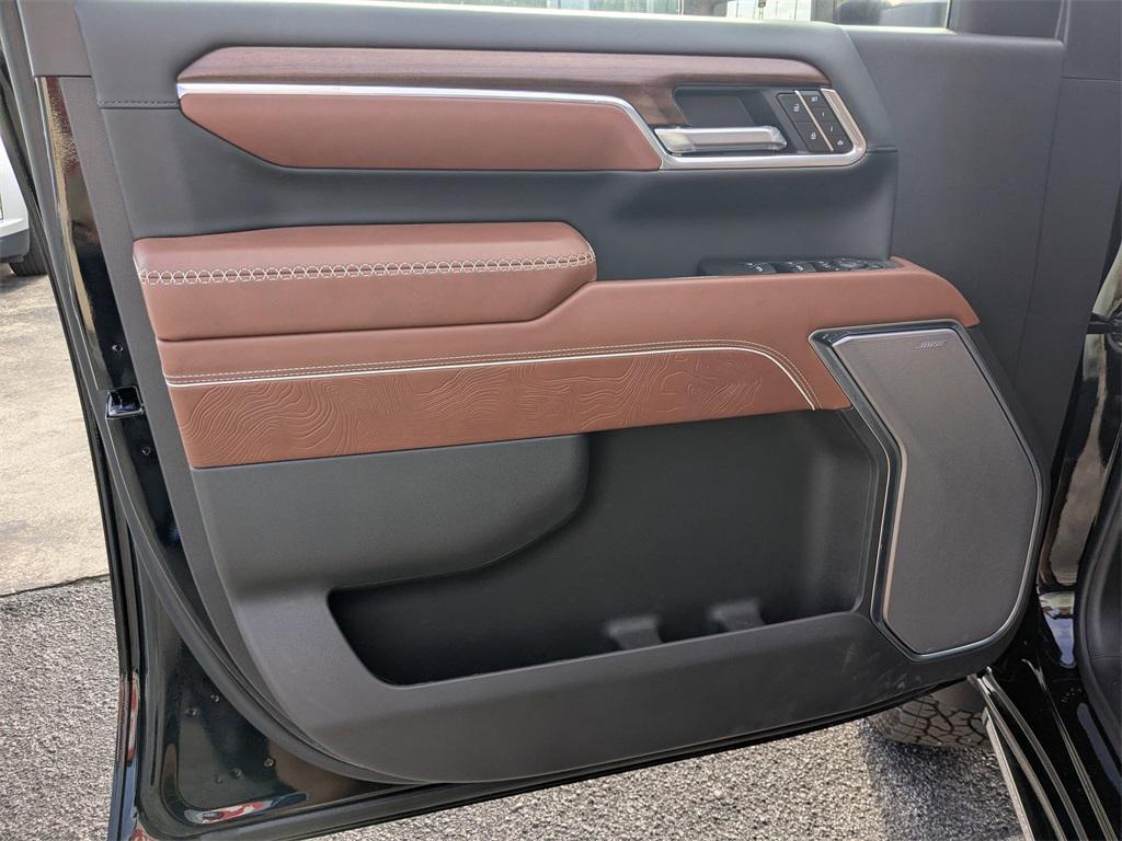 new 2025 GMC Sierra 2500 car, priced at $91,535