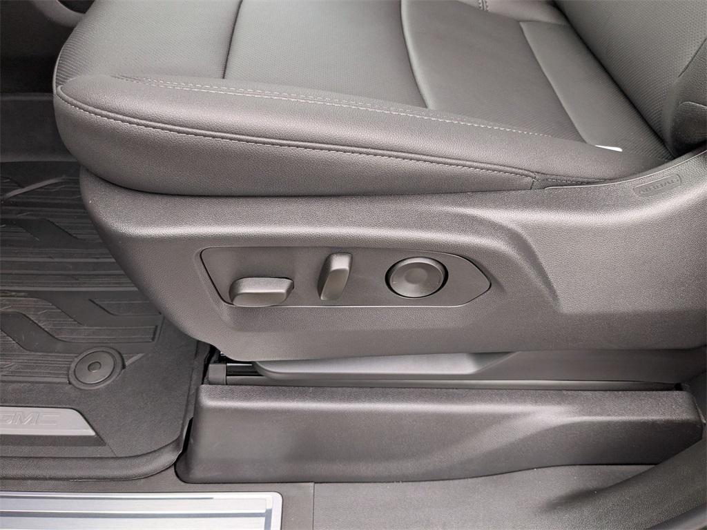 new 2025 GMC Sierra 1500 car, priced at $58,440