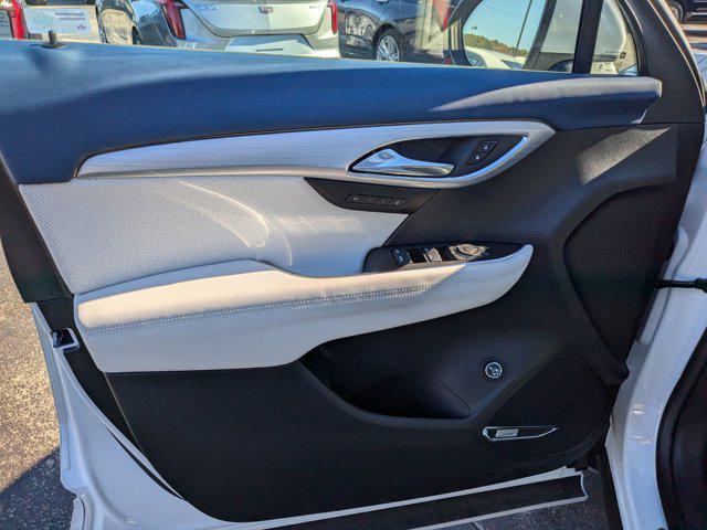 new 2025 Buick Envision car, priced at $45,695