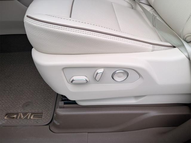 new 2025 GMC Yukon car, priced at $89,805