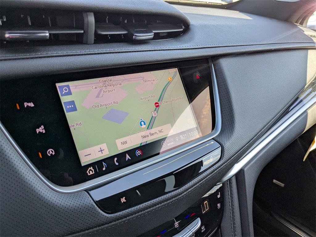 new 2025 Cadillac XT5 car, priced at $58,615