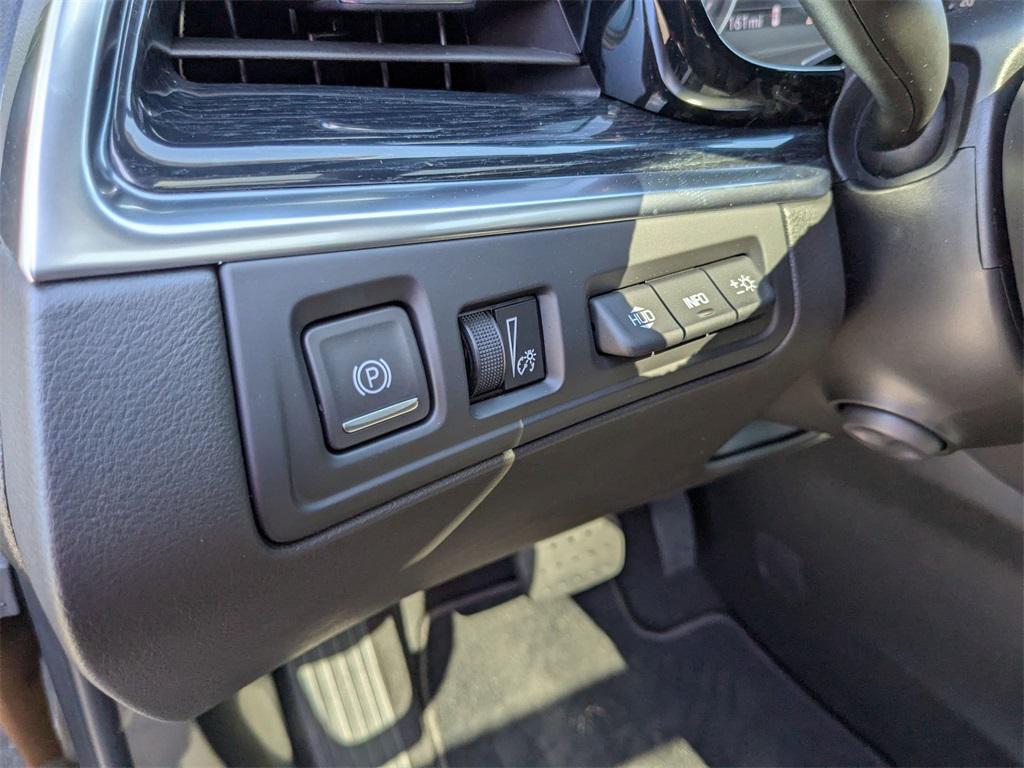 new 2025 Cadillac XT5 car, priced at $58,615