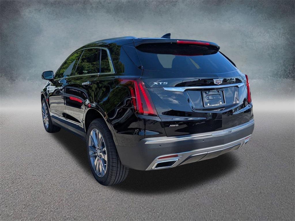 new 2025 Cadillac XT5 car, priced at $58,615