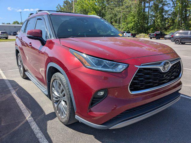 used 2021 Toyota Highlander car, priced at $34,395