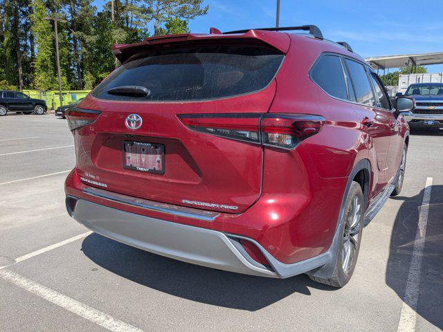 used 2021 Toyota Highlander car, priced at $34,395