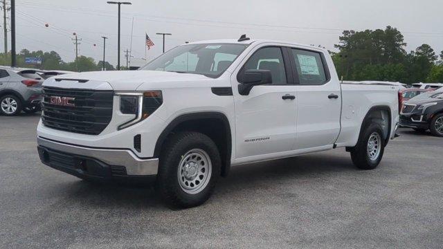 new 2024 GMC Sierra 1500 car, priced at $44,900