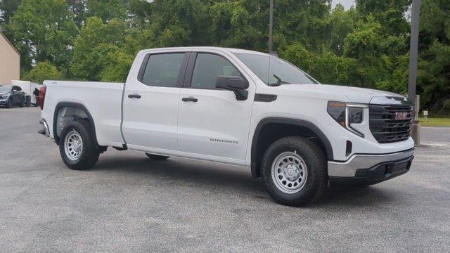 new 2024 GMC Sierra 1500 car, priced at $44,900