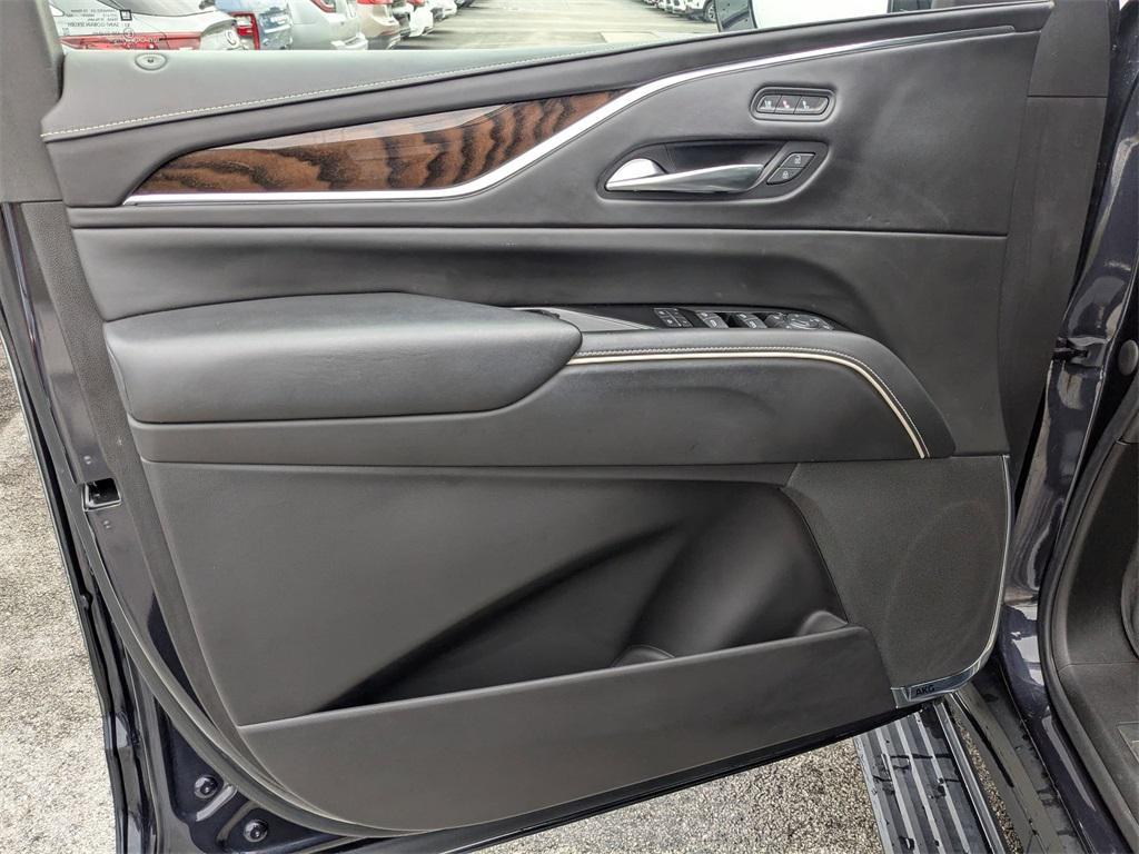 used 2022 Cadillac Escalade car, priced at $71,895