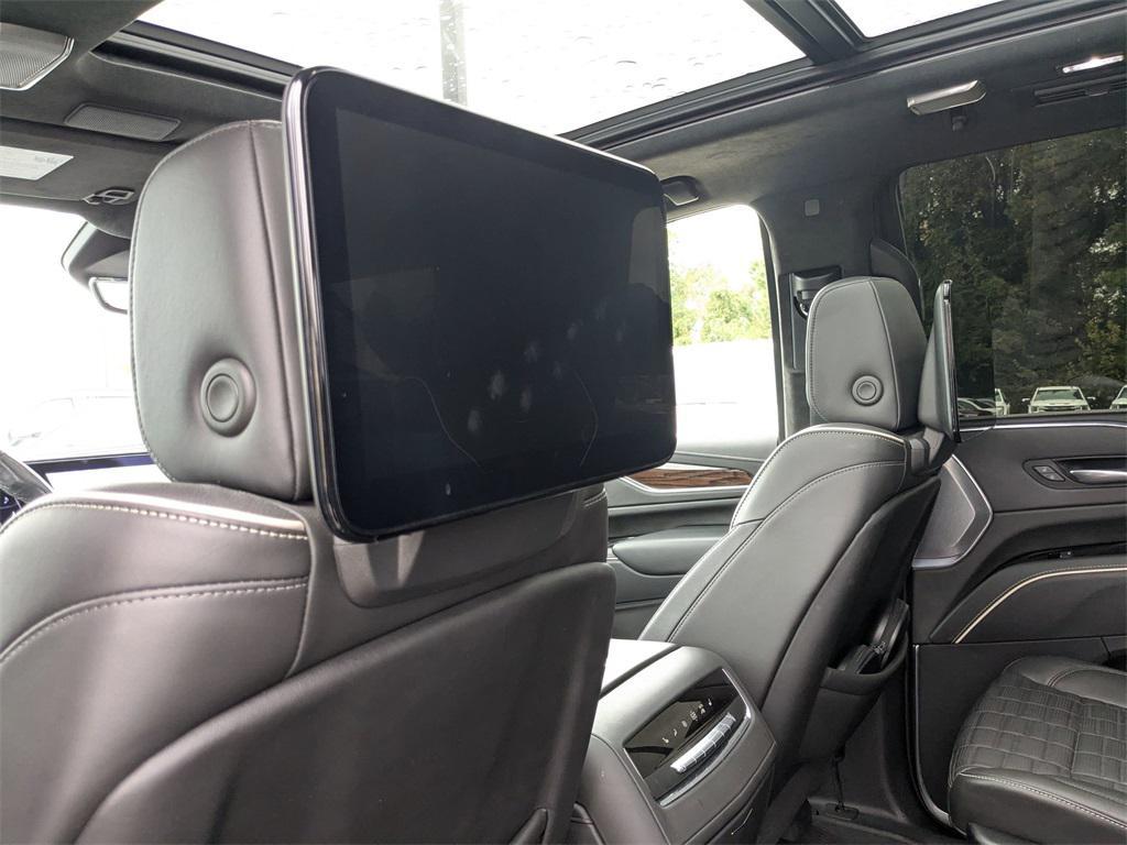 used 2022 Cadillac Escalade car, priced at $71,895