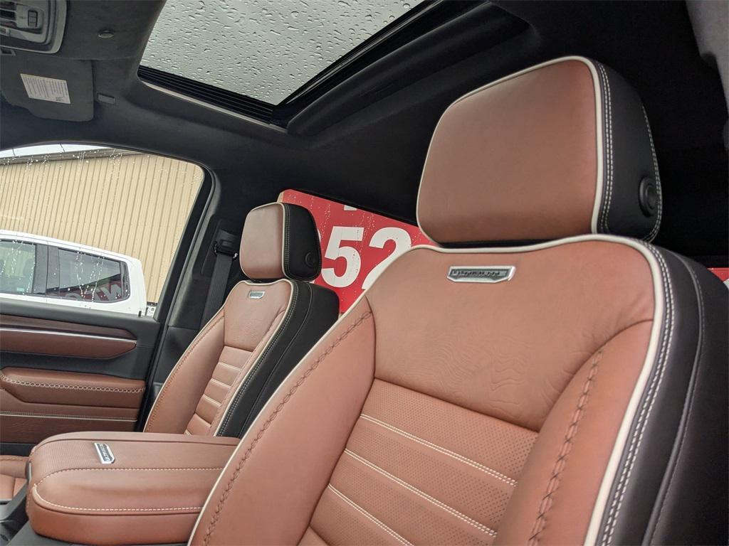 new 2025 GMC Sierra 2500 car, priced at $89,040