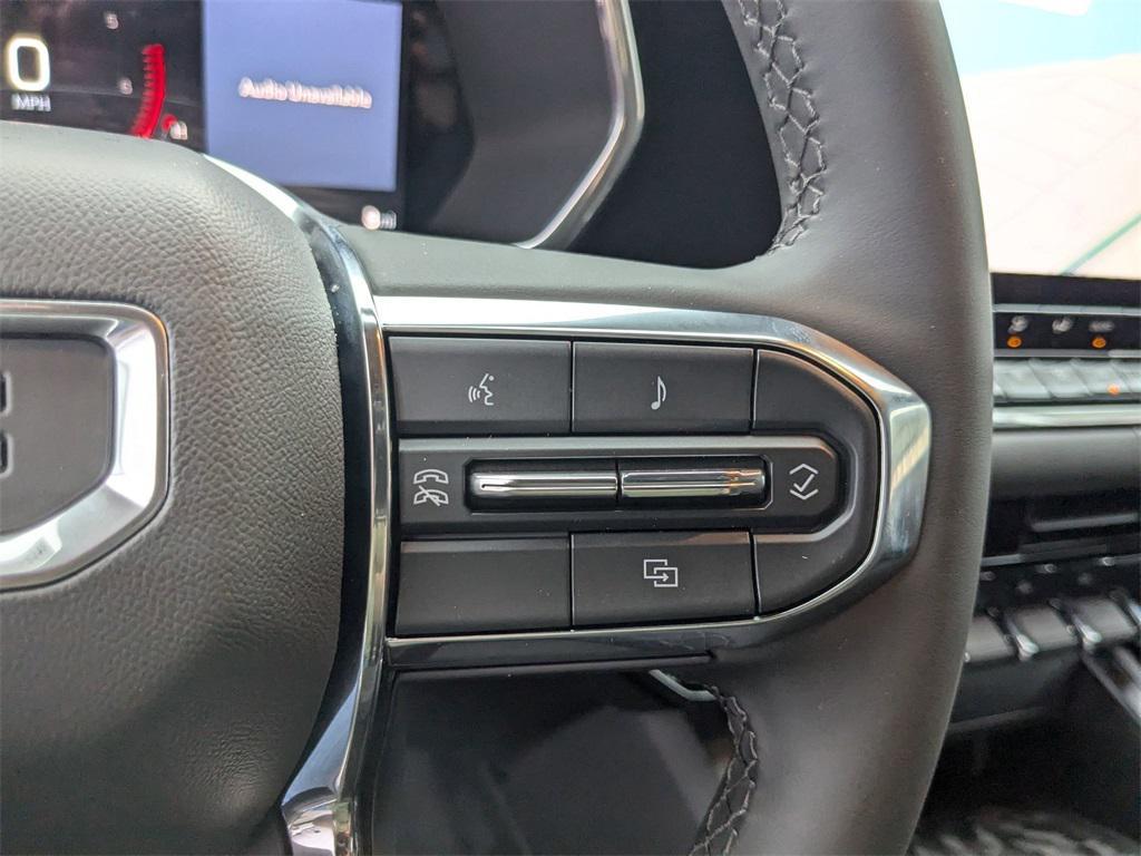 new 2025 GMC Canyon car, priced at $36,970