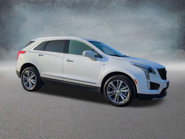 new 2025 Cadillac XT5 car, priced at $54,425