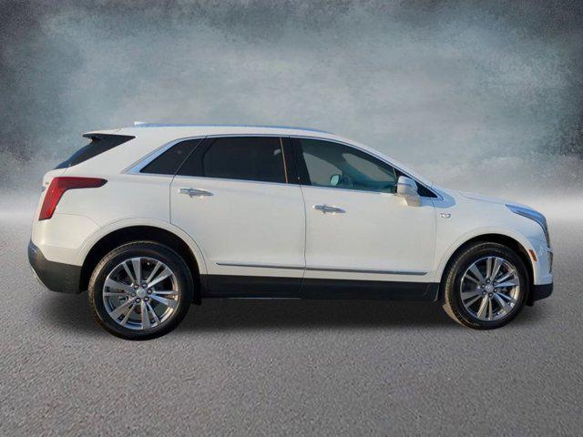 new 2025 Cadillac XT5 car, priced at $54,425