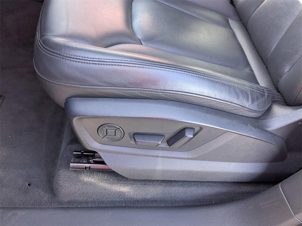 used 2022 Audi Q7 car, priced at $33,998