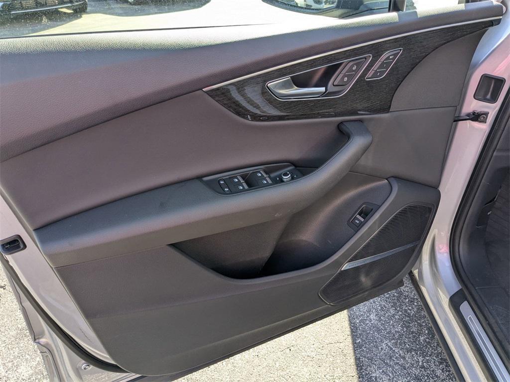 used 2022 Audi Q7 car, priced at $33,998
