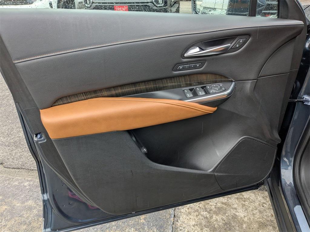 used 2020 Cadillac XT4 car, priced at $26,595