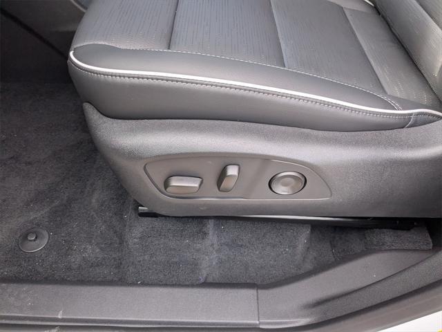 new 2025 Buick Enclave car, priced at $47,030