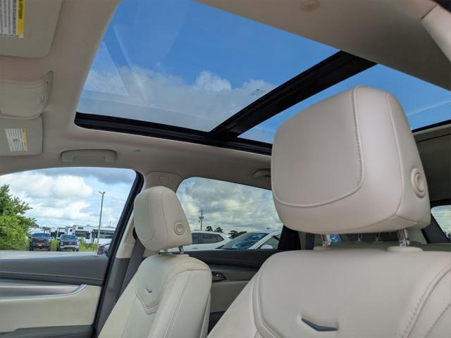 used 2018 Cadillac XT5 car, priced at $20,595