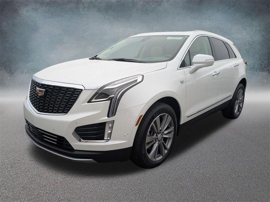 new 2025 Cadillac XT5 car, priced at $58,105