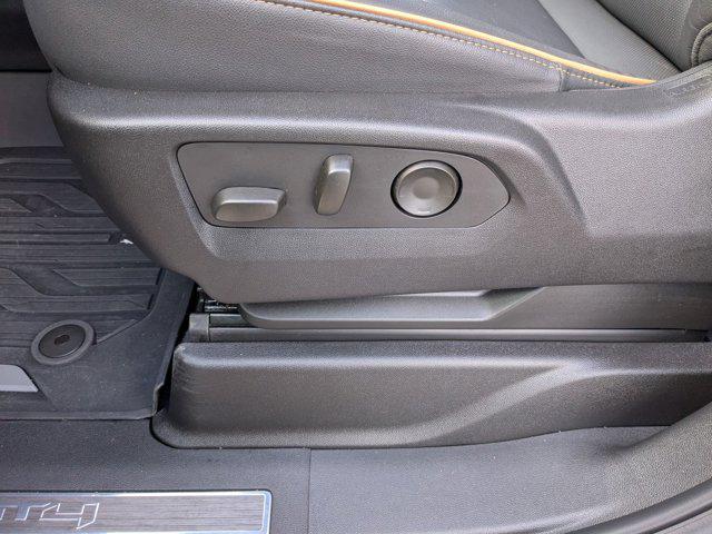 used 2024 GMC Yukon car, priced at $72,995