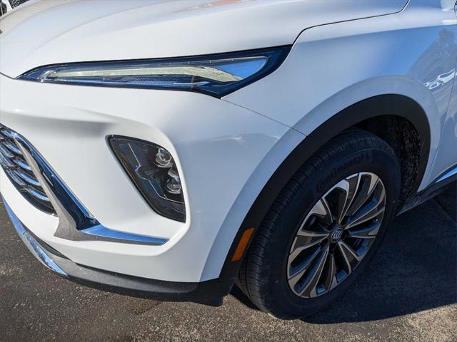 new 2025 Buick Envision car, priced at $35,395