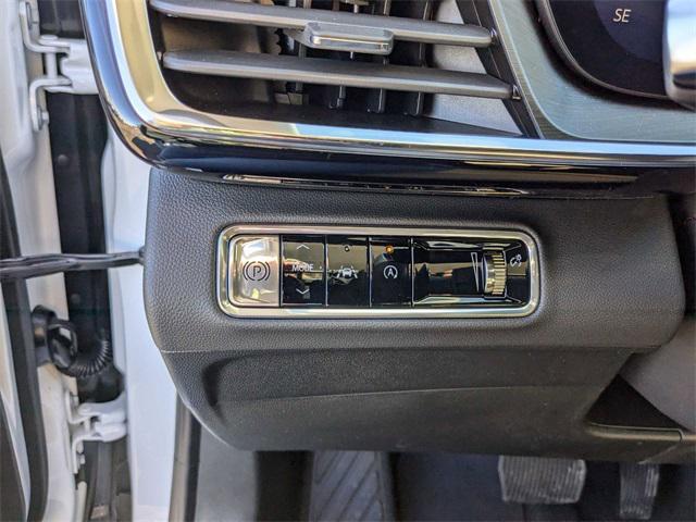 new 2025 Buick Envision car, priced at $33,895
