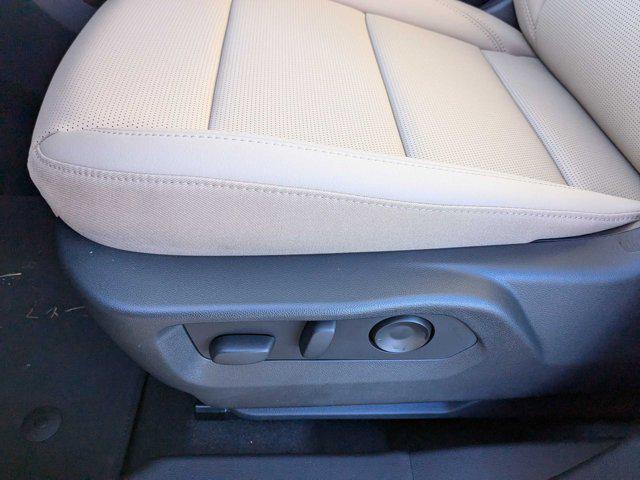 new 2025 Buick Envision car, priced at $35,395