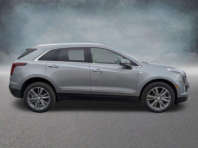 new 2025 Cadillac XT5 car, priced at $52,005