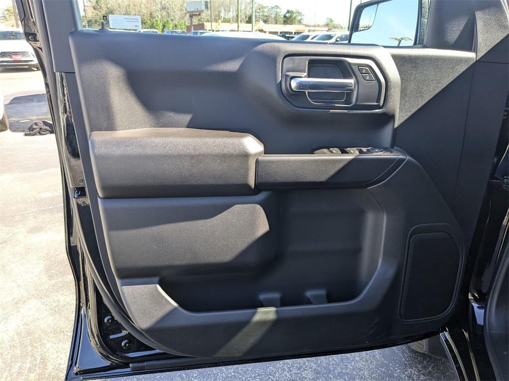 new 2025 GMC Sierra 1500 car, priced at $48,315