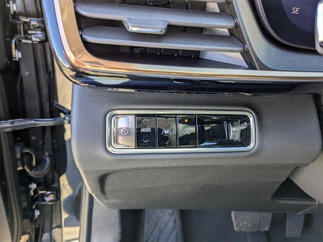 new 2025 Buick Envision car, priced at $45,095