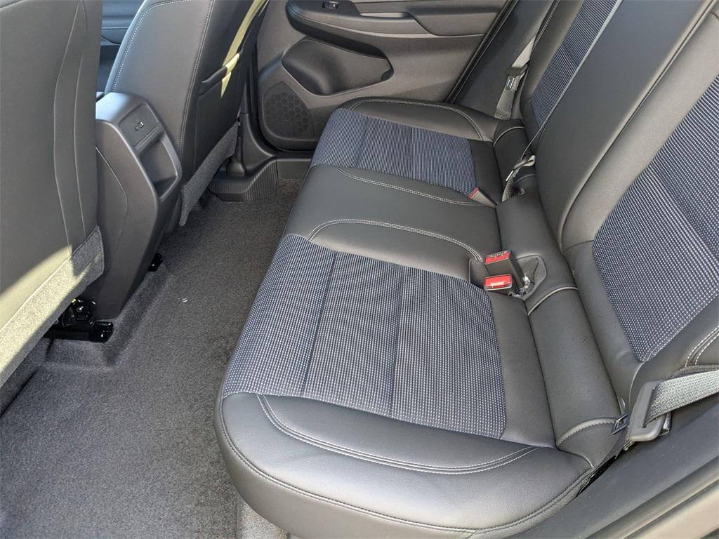 new 2025 Buick Envista car, priced at $26,725