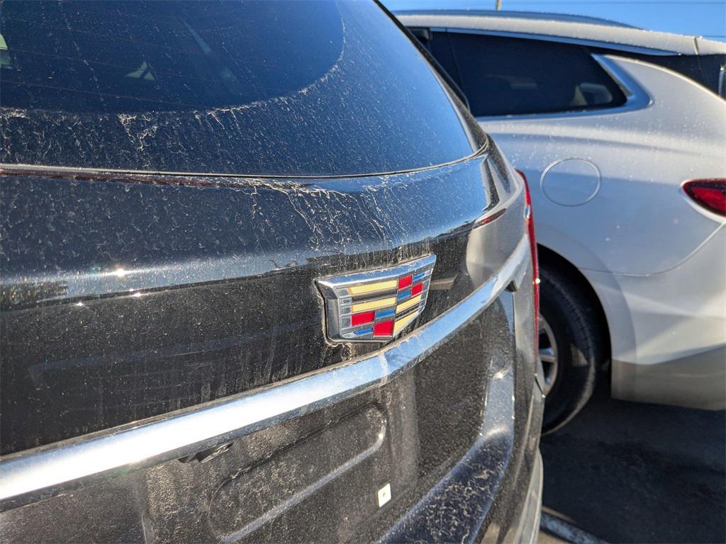 used 2025 Cadillac XT5 car, priced at $43,367
