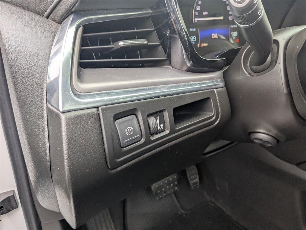 used 2019 Cadillac XT5 car, priced at $23,895