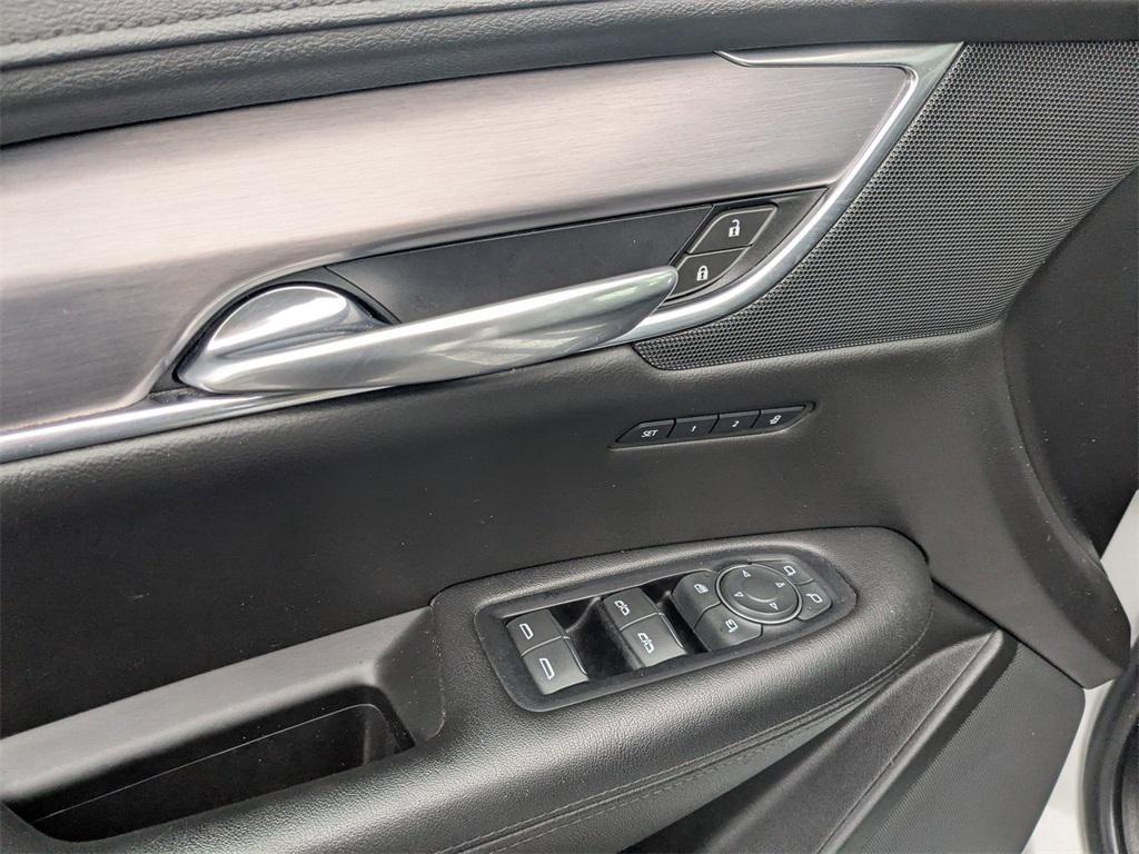 used 2019 Cadillac XT5 car, priced at $23,895