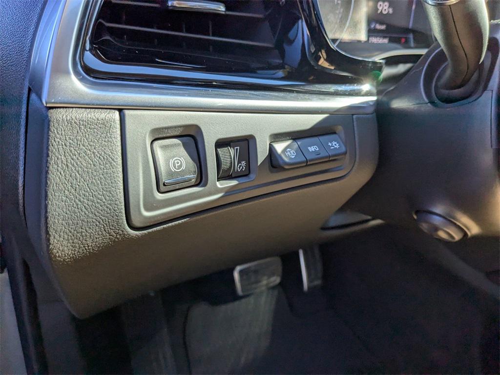 used 2024 Cadillac XT6 car, priced at $49,595