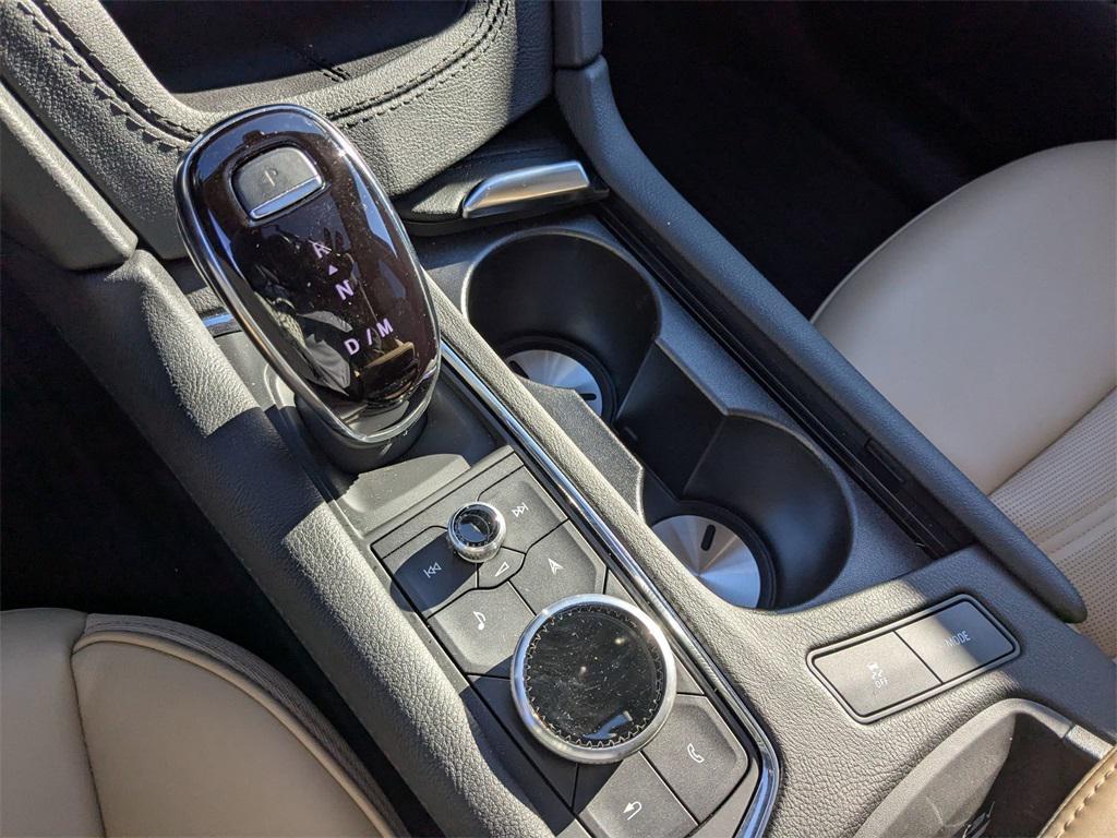 used 2024 Cadillac XT6 car, priced at $49,595